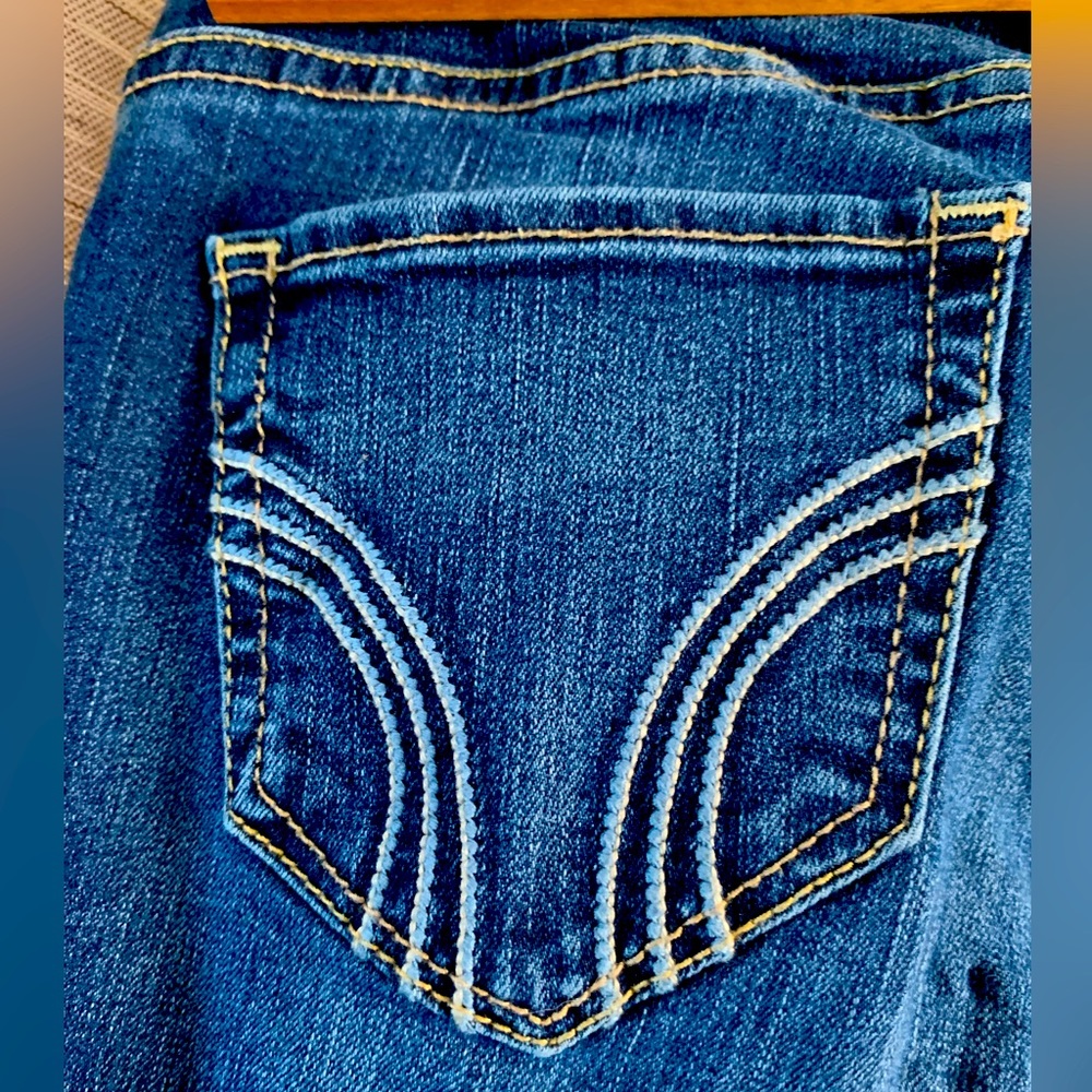 3/$20 Bundle &Save - Hollister Medium Wash Skinny Jeans